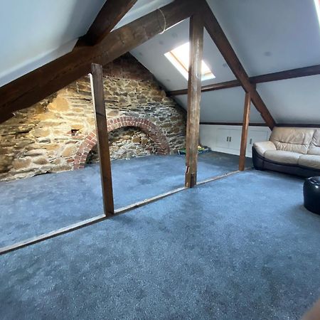 The Sunflower En-Suite Room พลีมัธ ภายนอก รูปภาพ
