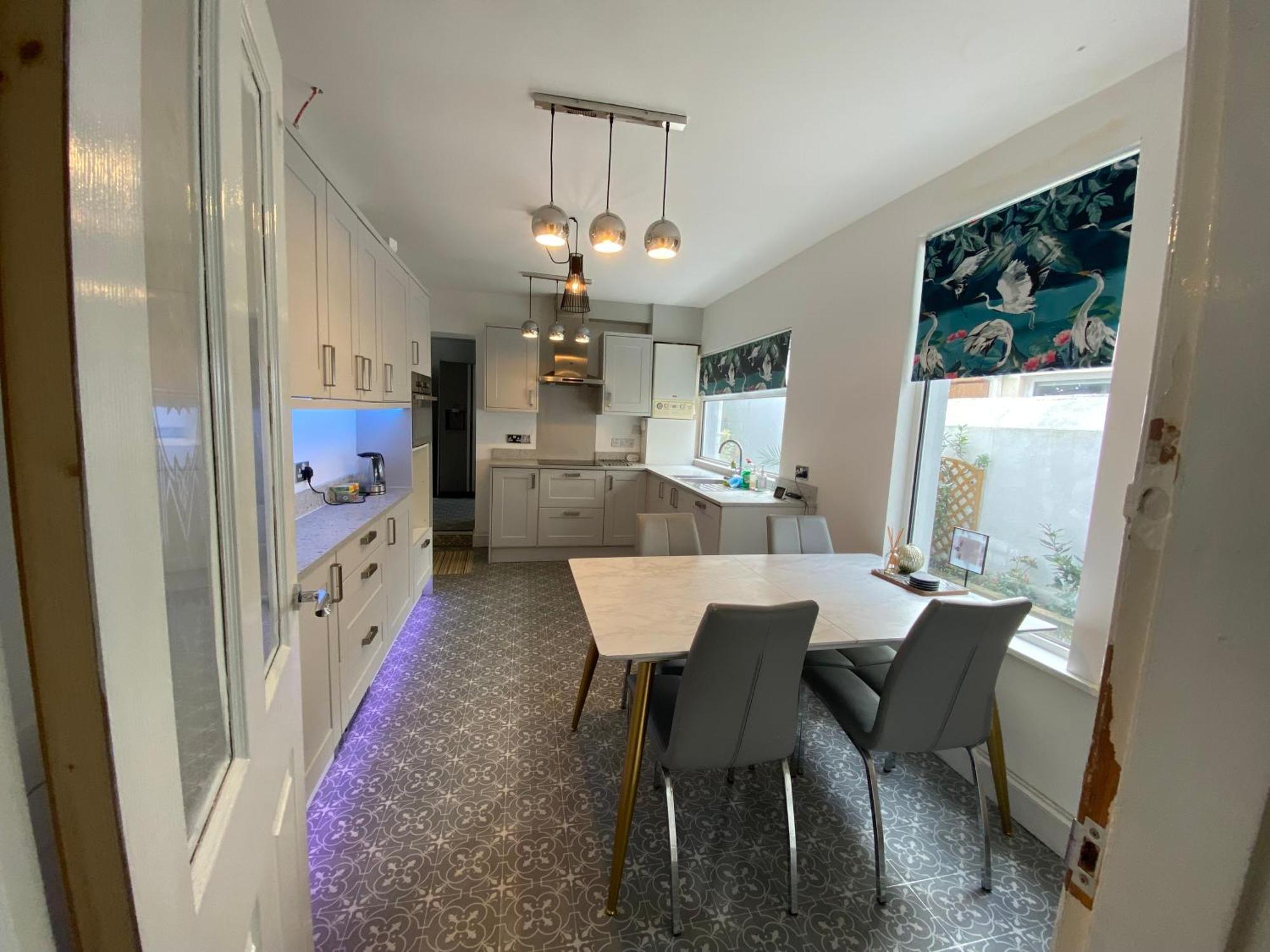 The Sunflower En-Suite Room พลีมัธ ภายนอก รูปภาพ